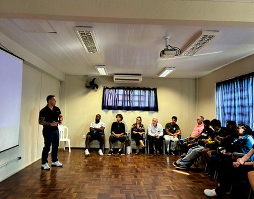 Aula inaugural marca início das turmas 2026 do Curso de Eletricidade Básica em Porto Alegre